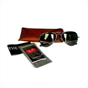 Ray-Ban Aviator Sunglasses, Polarized, silver with black lenses